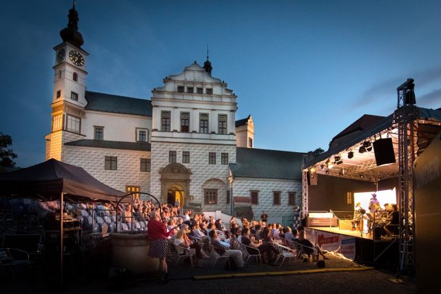 Divadlo Ad hoc Na festivalu Pernštejnlove 2020 | foto: Východočeské muzeum Pardubice