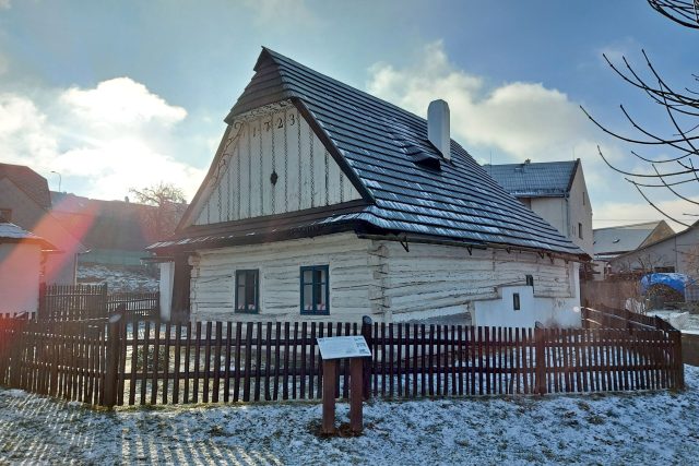Brtounova chalupa je jedním z nejstarších dřevěných objektů v Bystrém | foto: Tereza Brázdová,  Český rozhlas