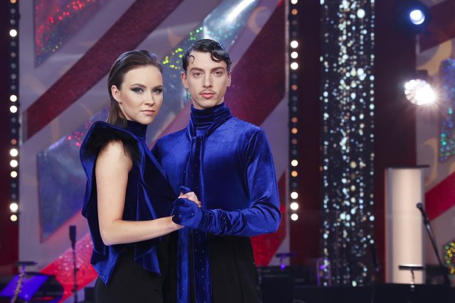 Jan Cina tančí ve StarDance 2021 s Adrianou Maškovou | foto: Petr Hloušek,  Právo / Profimedia