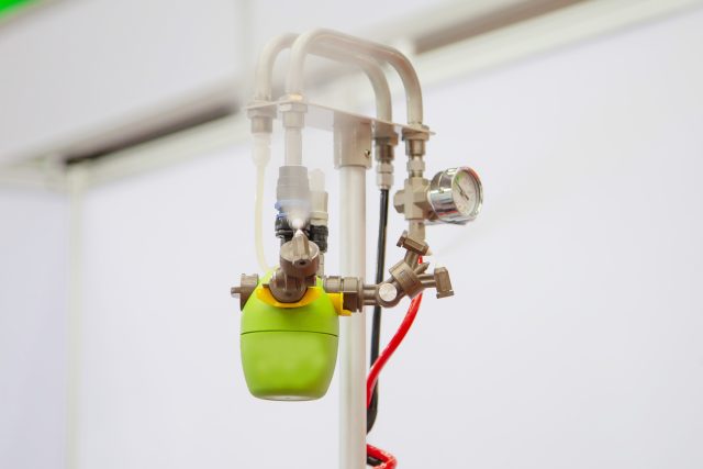 Přístroj na vyvíjení suché mlhy | foto: Profimedia