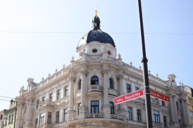 Krudencův palác,  dnes Palác Hybských byl první moderní stavbou dnešního náměstí Republiky | foto: Honza Ptáček,  Český rozhlas
