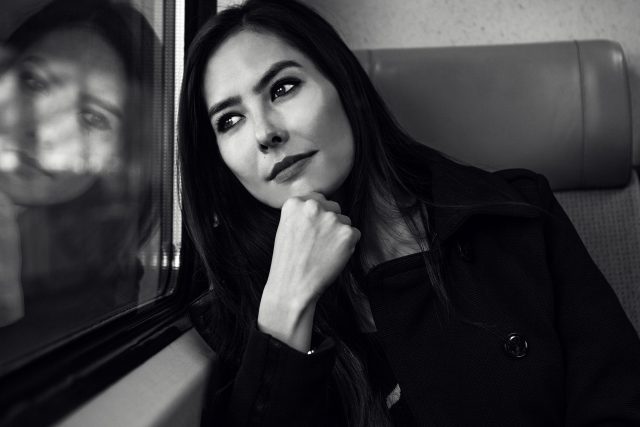 Zkazit náladu ve vlaku vám může třeba hlučný a nepříjemný spolucestující  (ilustrační foto) | foto: Profimedia