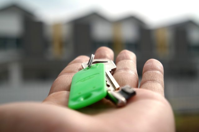 Hypotéka je často jedinou cestou,  jak se dostat k vlastnímu bydlení  (ilustrační foto) | foto: Fotobanka Pixabay,  CC BY 1.0