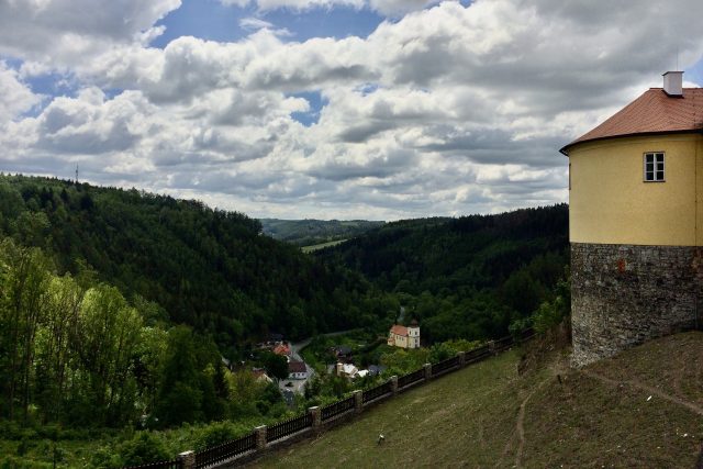 Pohled na městys Svojanov z hradu Svojanov | foto: Šárka Rusnáková,  Český rozhlas