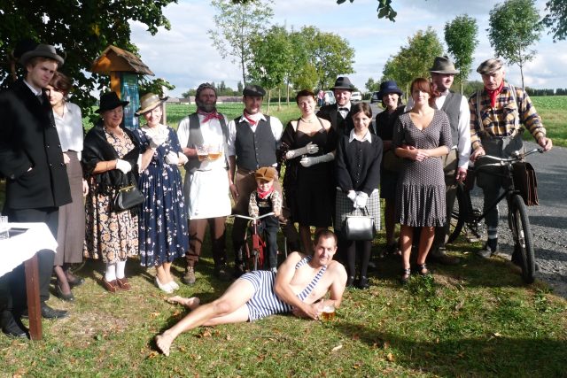 Živý obraz roku 2012 na téma Návštěva vrchního sládka poličského pivovaru | foto: Spolek archaických nadšenců