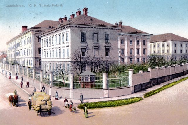 Založení Tabákové továrny v Lanškrouně dalo práci mnoha lidem,  také o to se zasloužil starosta Niederle | foto: archiv Městského muzea Lanškroun