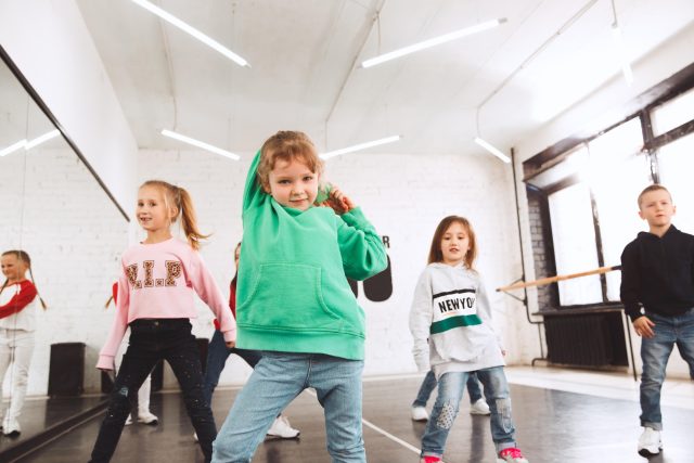 Děti v taneční škole  (ilustrační foto) | foto: Profimedia