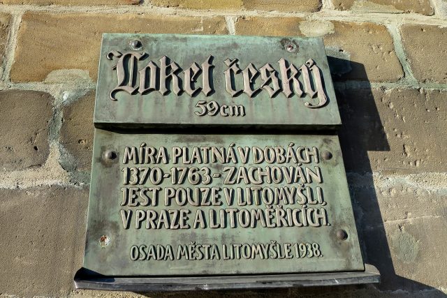 Pamětní deska v pilíři staré radnice v Litomyšli | foto: Tereza Brázdová,  Český rozhlas