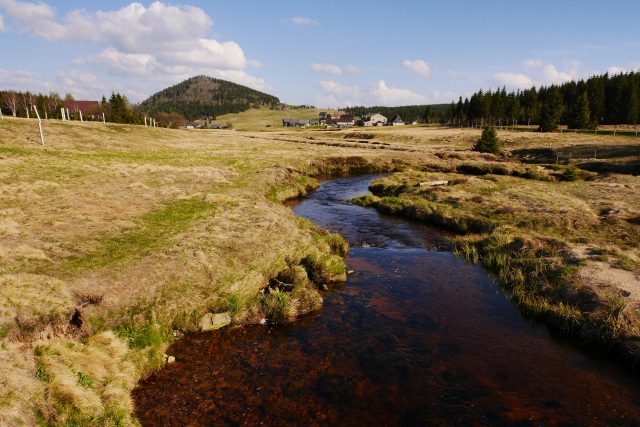 Horská krajina osady Jizerka v Jizerských horách | foto: Ivan Rous