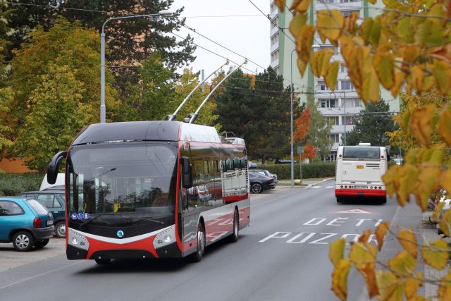 Pardubický dopravní podnik nakoupil pět trolejbusů 32 Tr | foto: Škoda Transportation