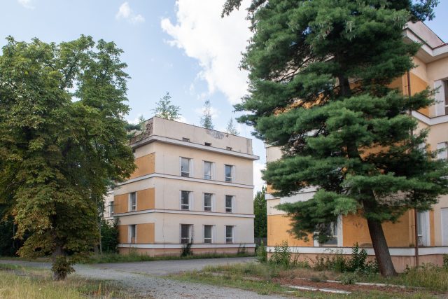 Některé objekty v Masarykových kasárnách nechají Pardubice zdemolovat | foto: Josef Vostárek,  ČTK