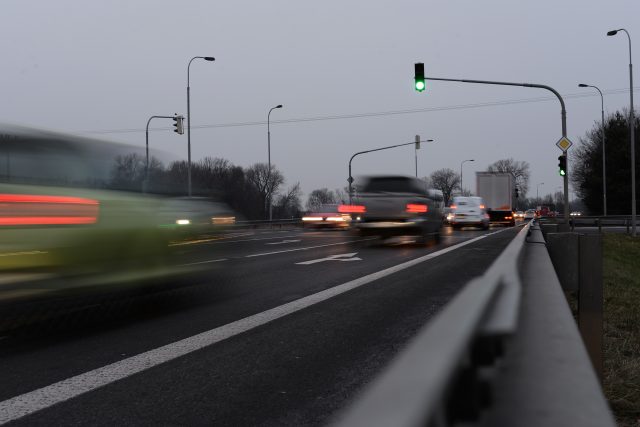 Světelná křižovatka na silnici I/37 u Dražkovic | foto: Honza Ptáček,  Český rozhlas