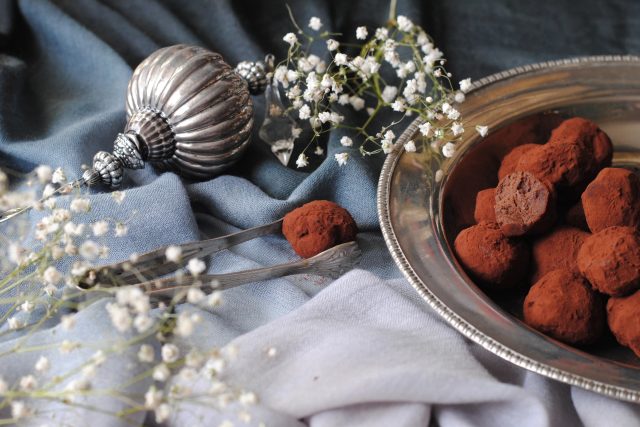 Čokoládové lanýže můžete připravit na poslední chvíli | foto: Holka v zástěře